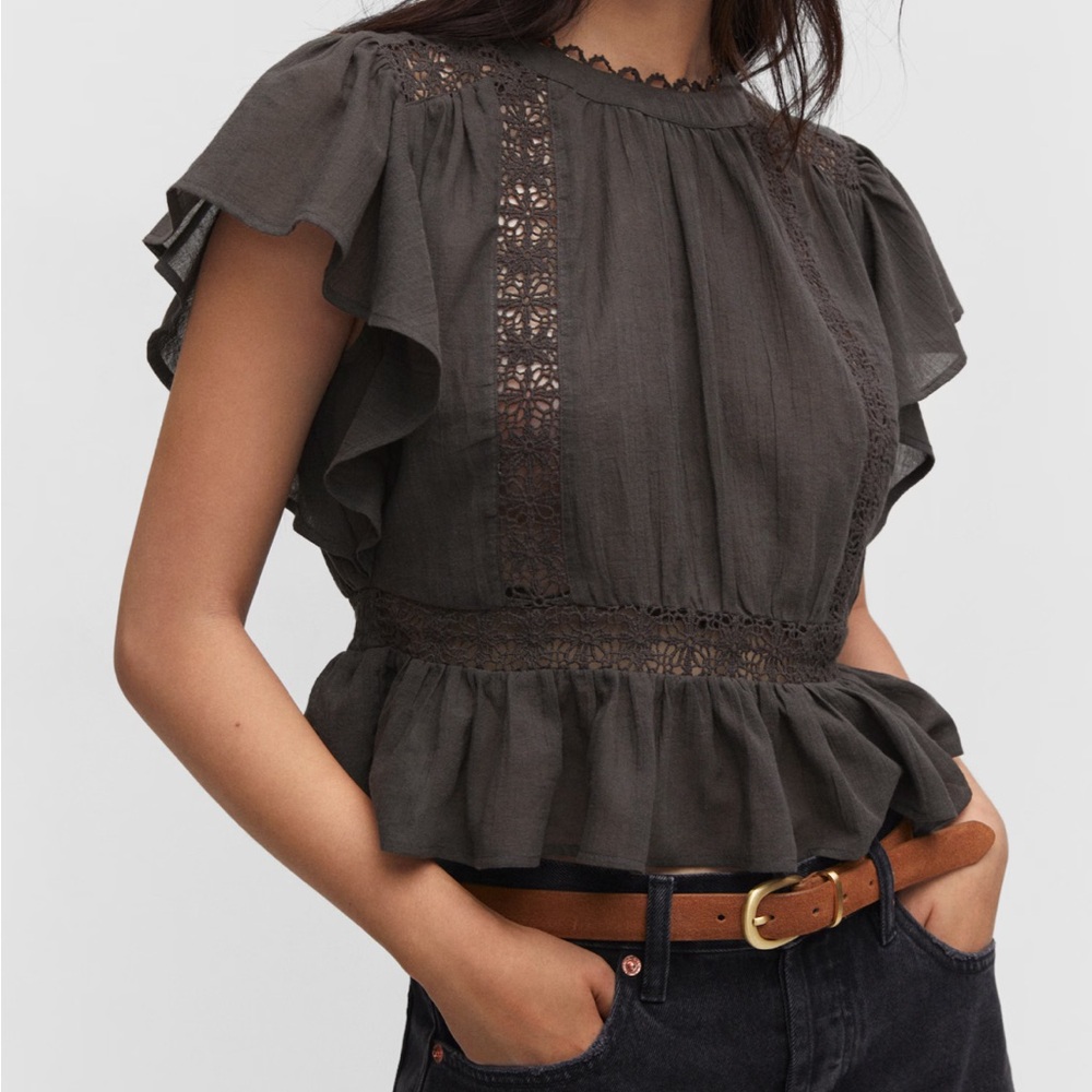 NWOT Mango Ruffled Lace top, Small